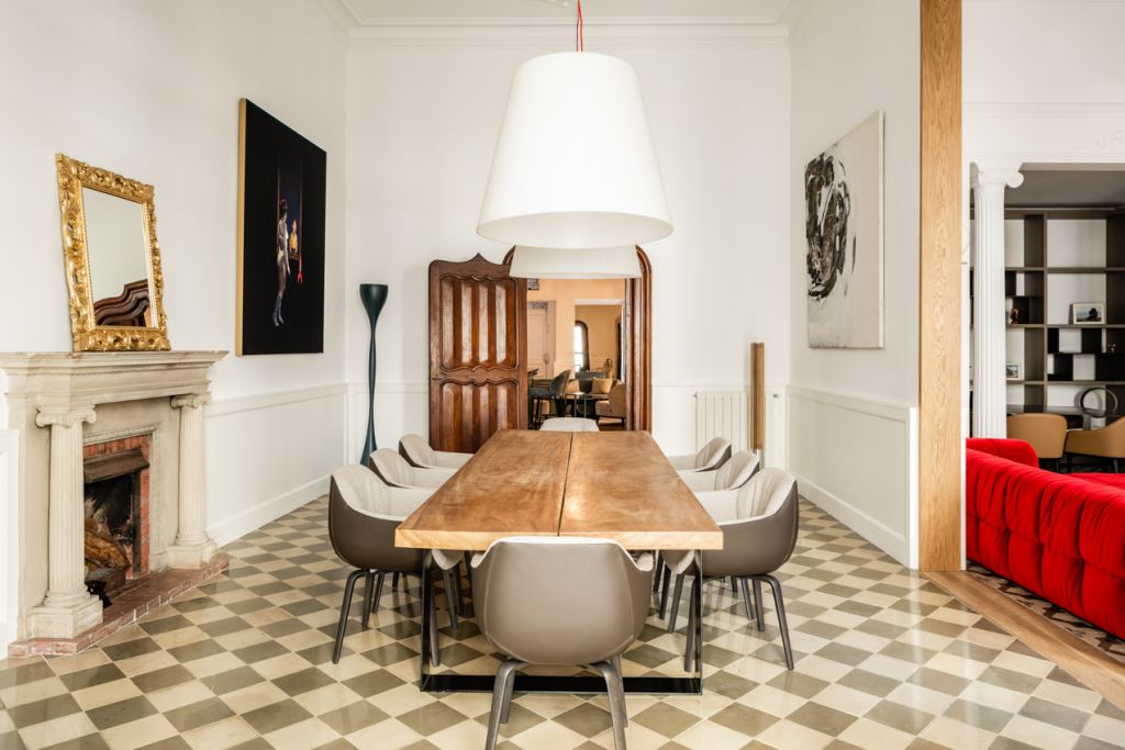 JAIME SALVÁ, Architecture & Interior Design - J1046 Queen Elizabeth House